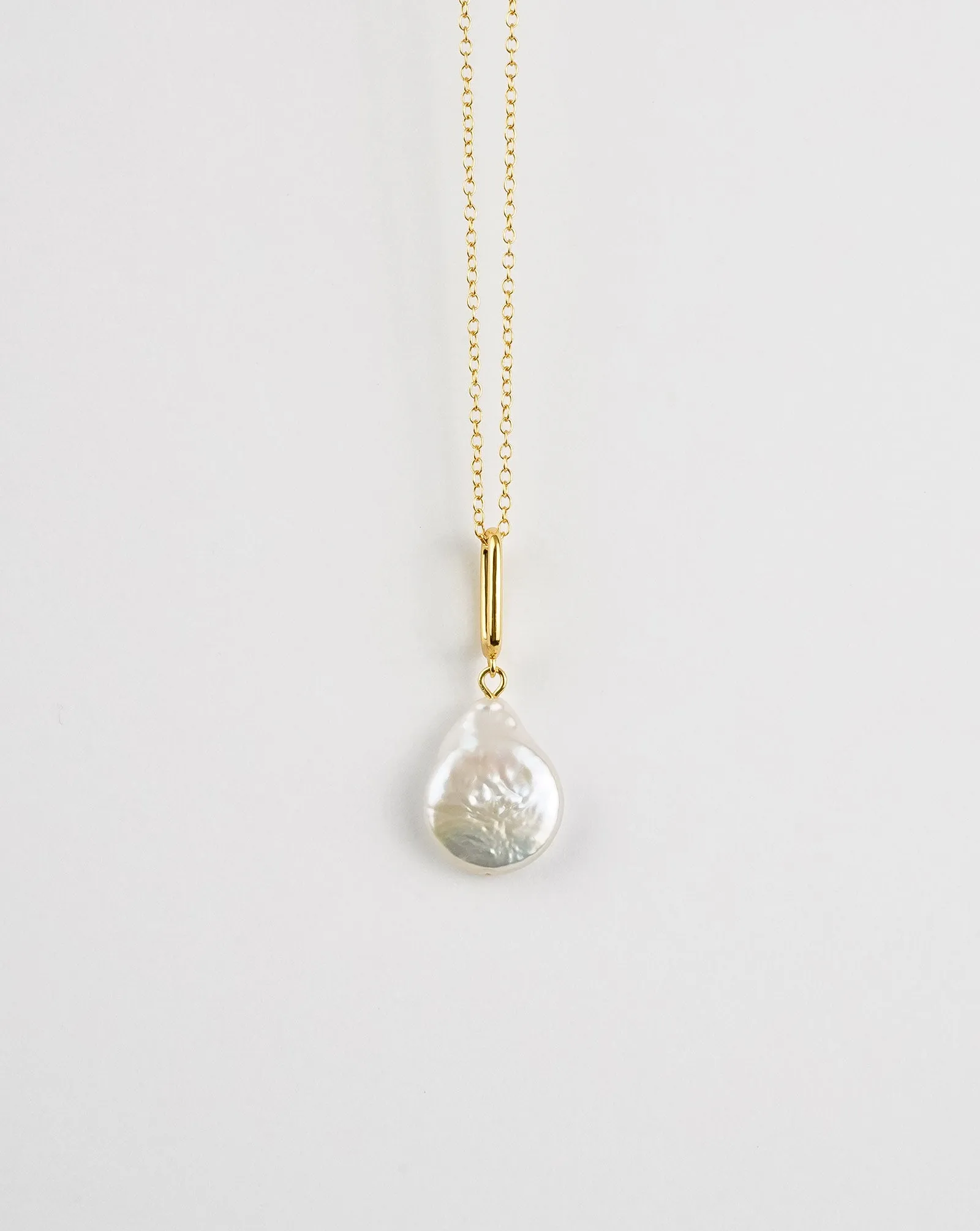 Drop Pearl Necklace