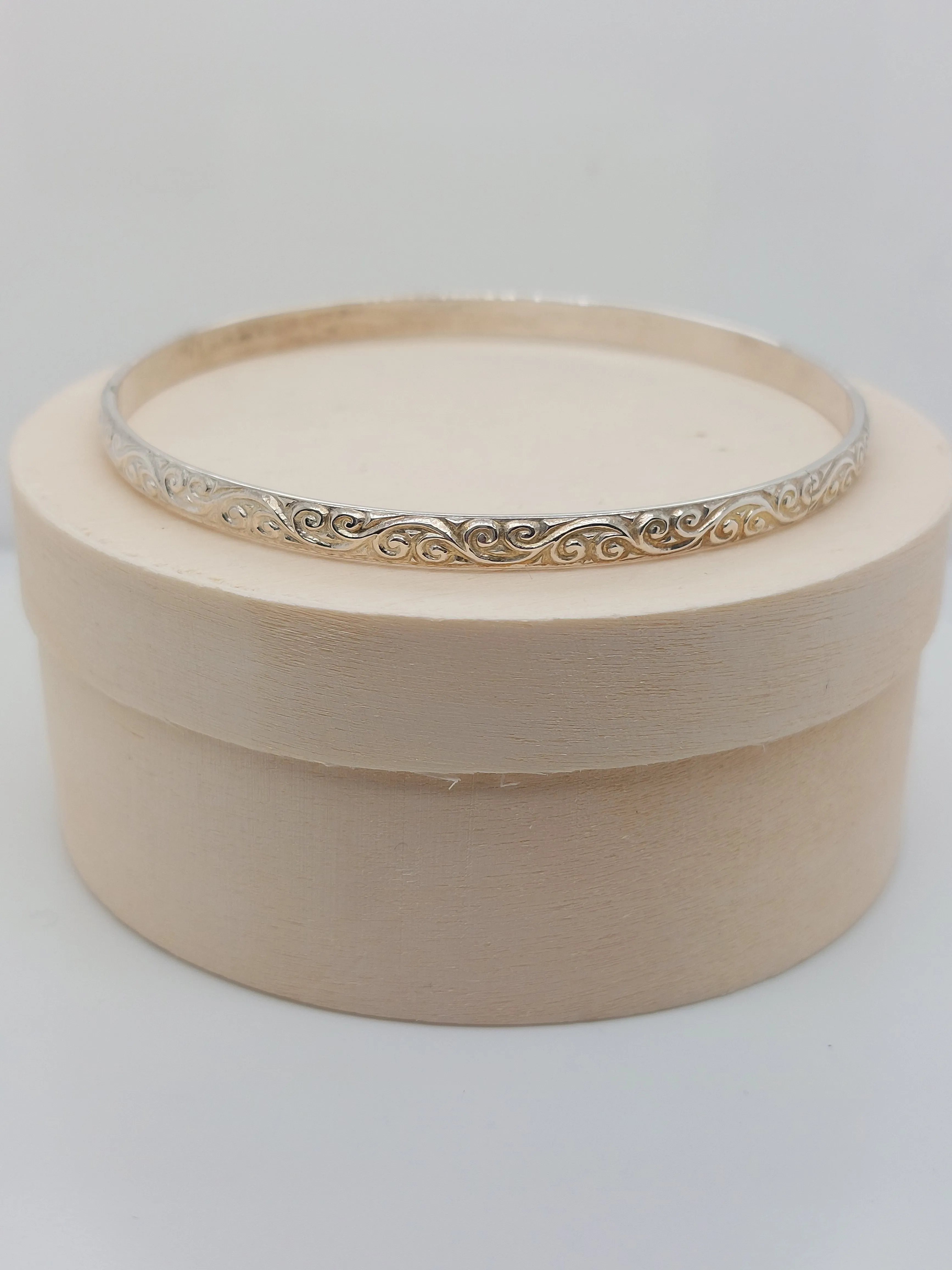 Embosed Bangle