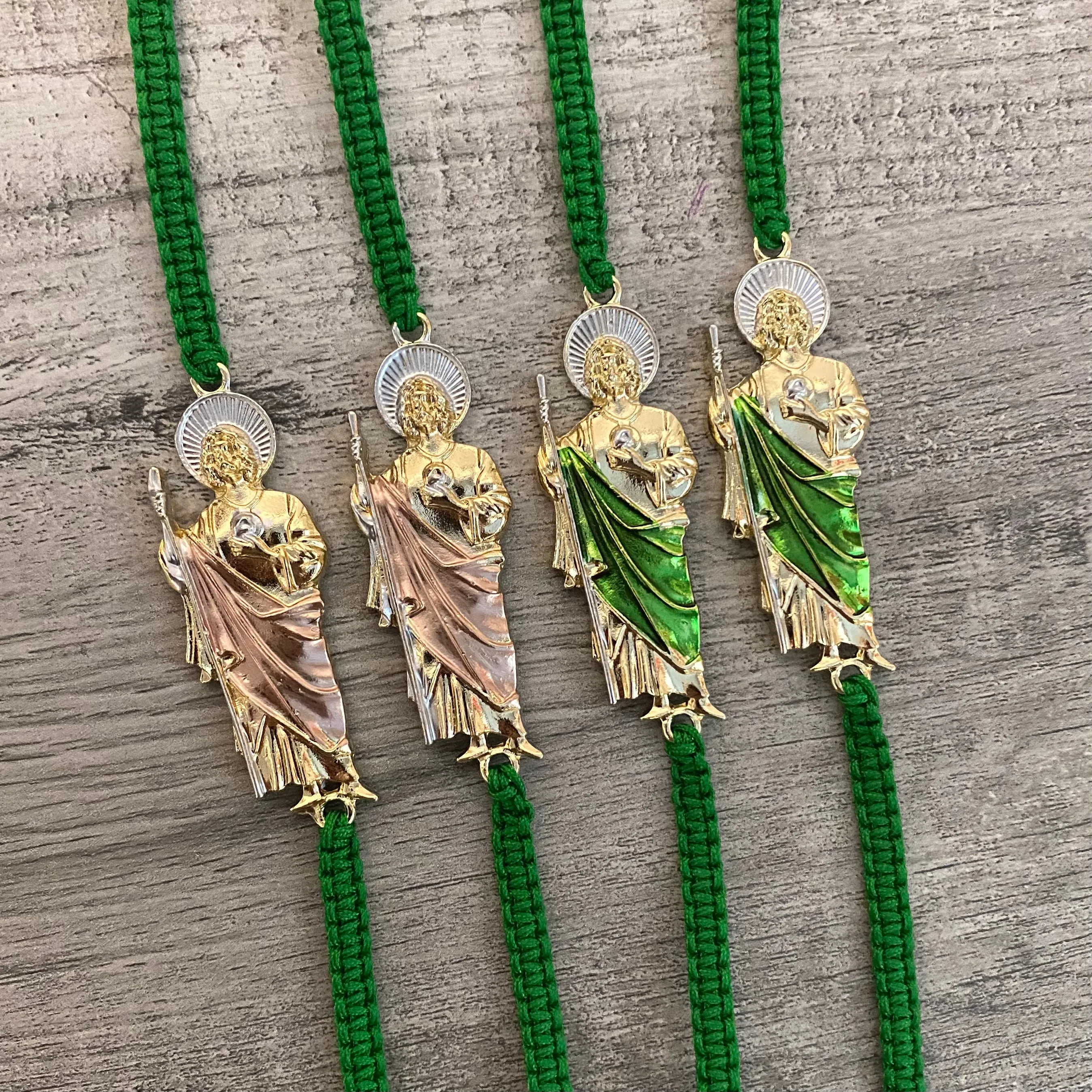 Handmade Green San Judas bracelet 01