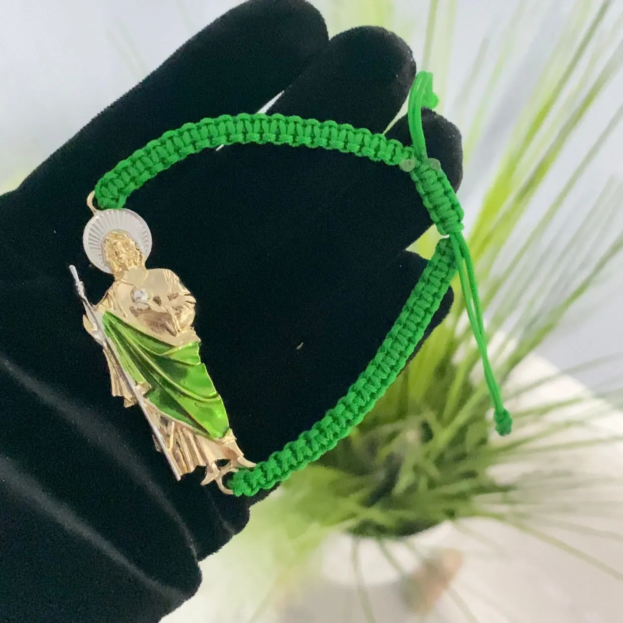 Handmade Green San Judas bracelet 01