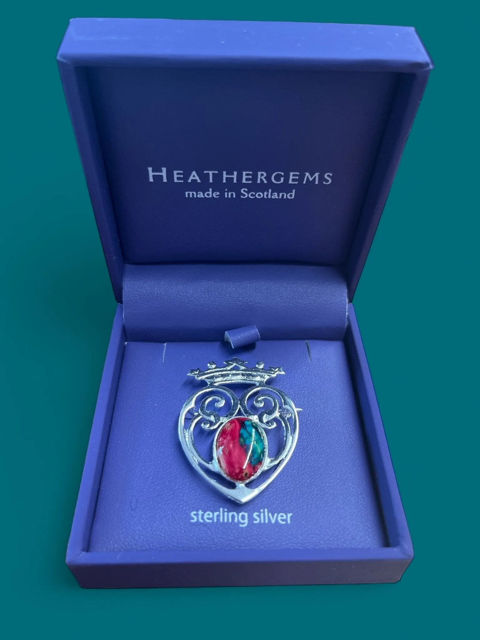 Heathergems Sterling Silver Claddagh Brooch