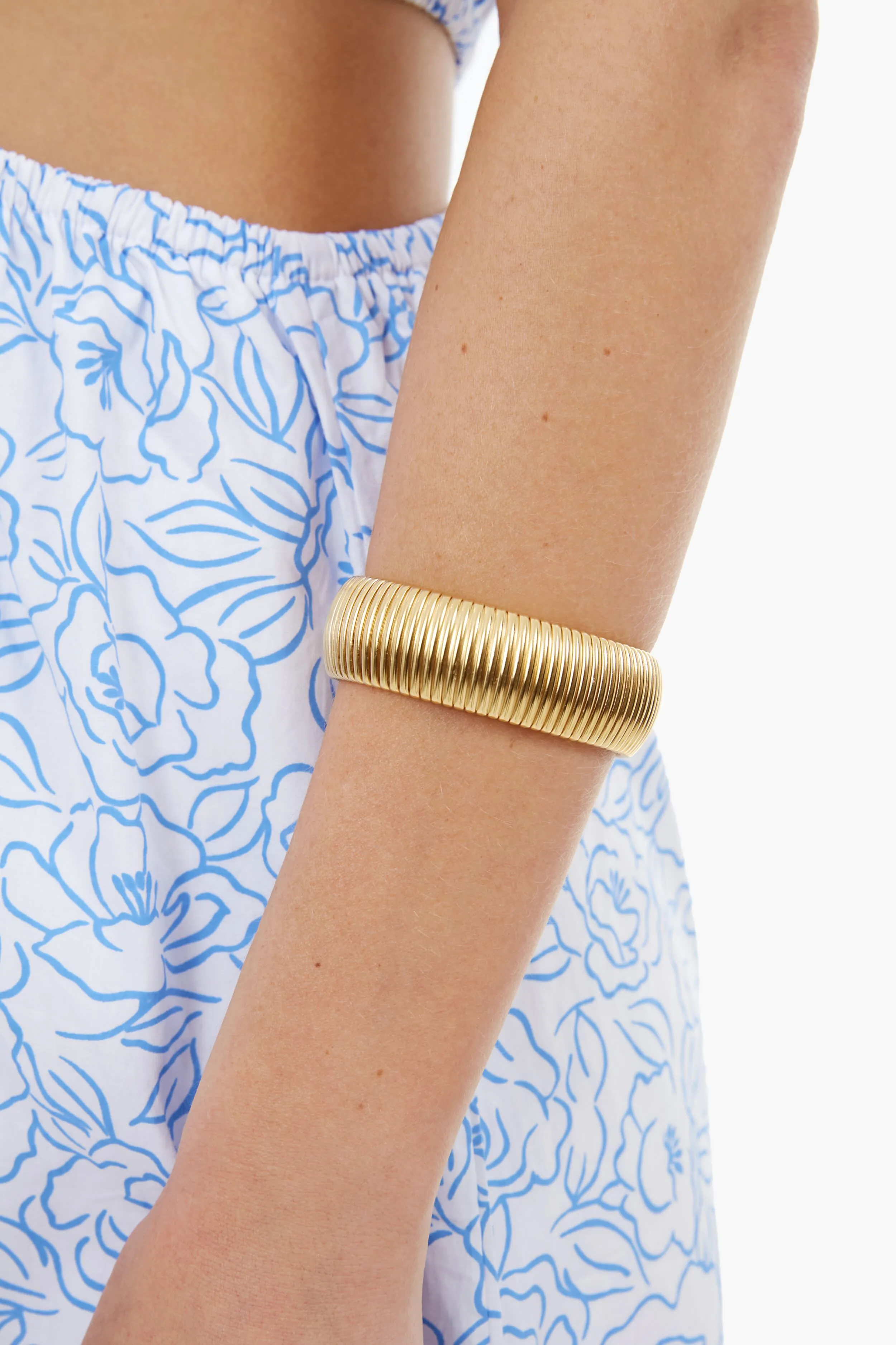 Large Gold Cobra Bracelet