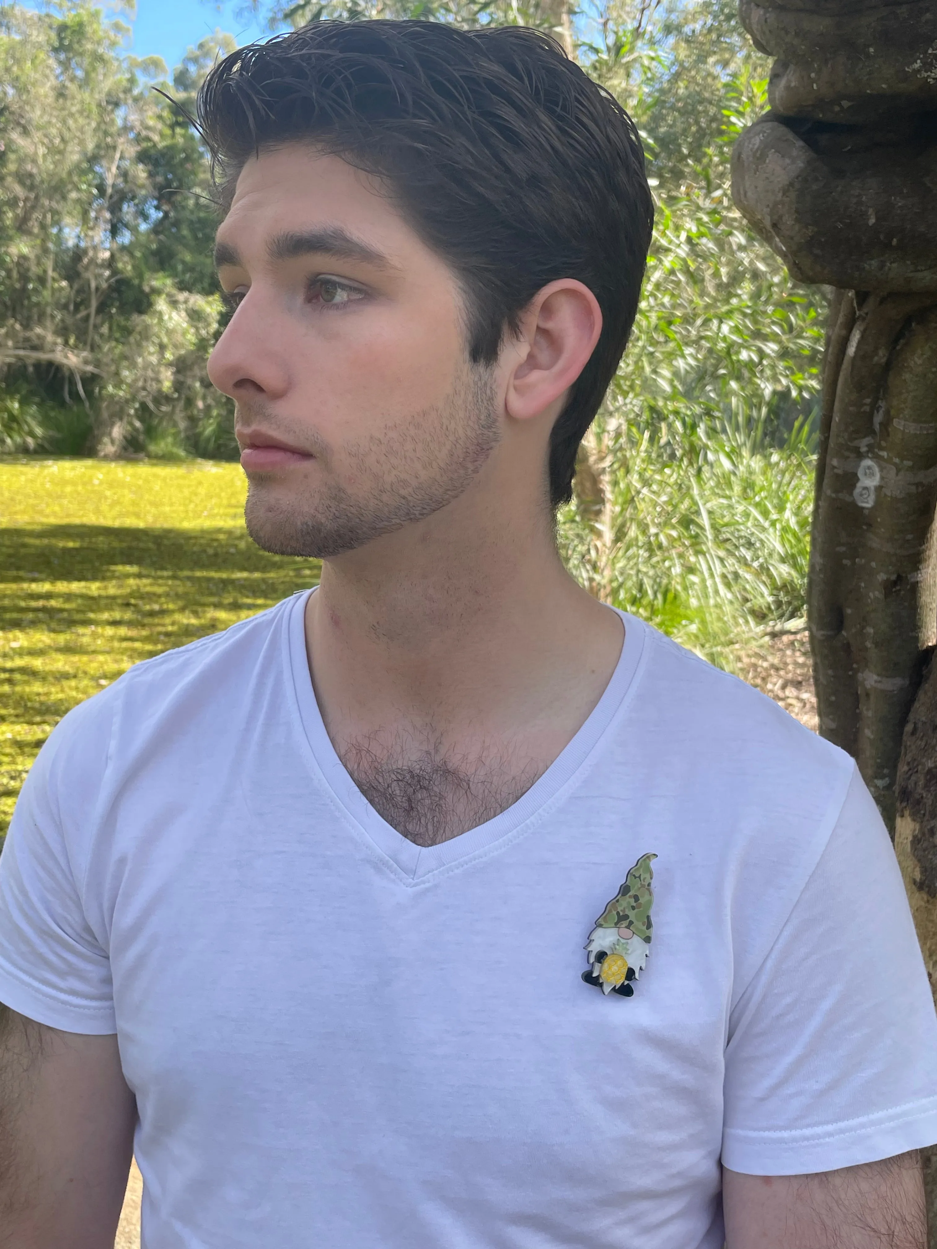 Major the pineapple gnome - brooch