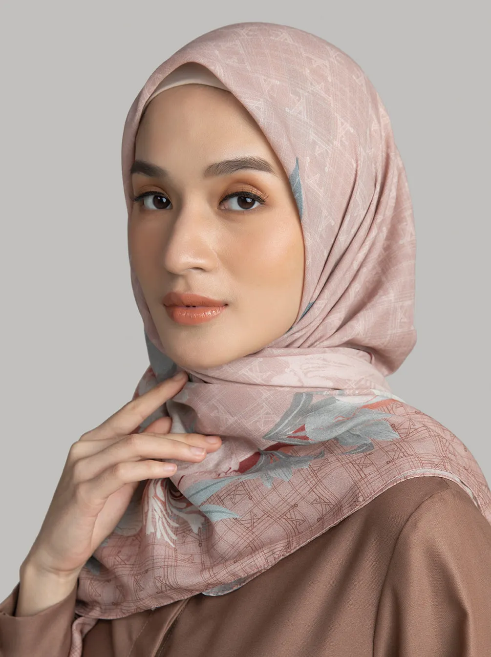 MINERVA SCARF MAPLE
