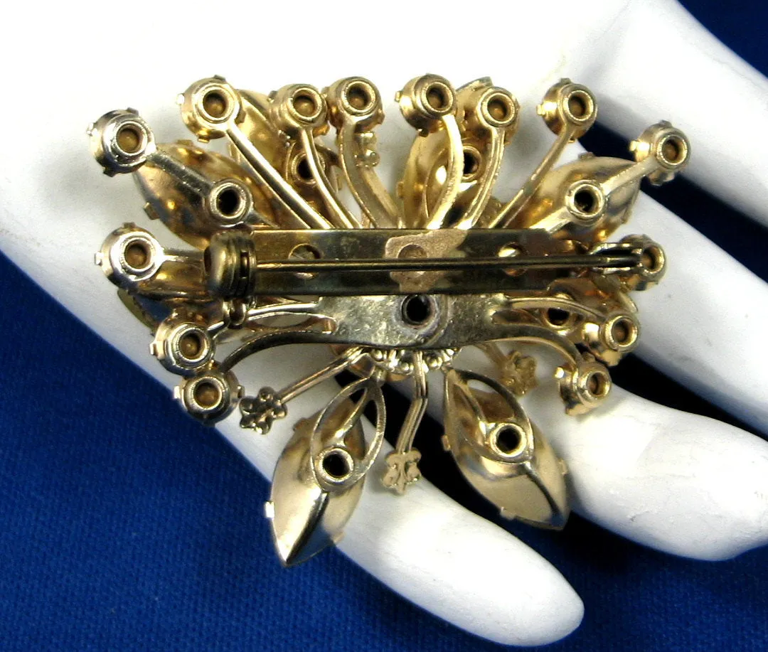 Yellow Rhinestones Gold Fleur de Lis Brooch Pin 1950s Pin Starburst French Chic
